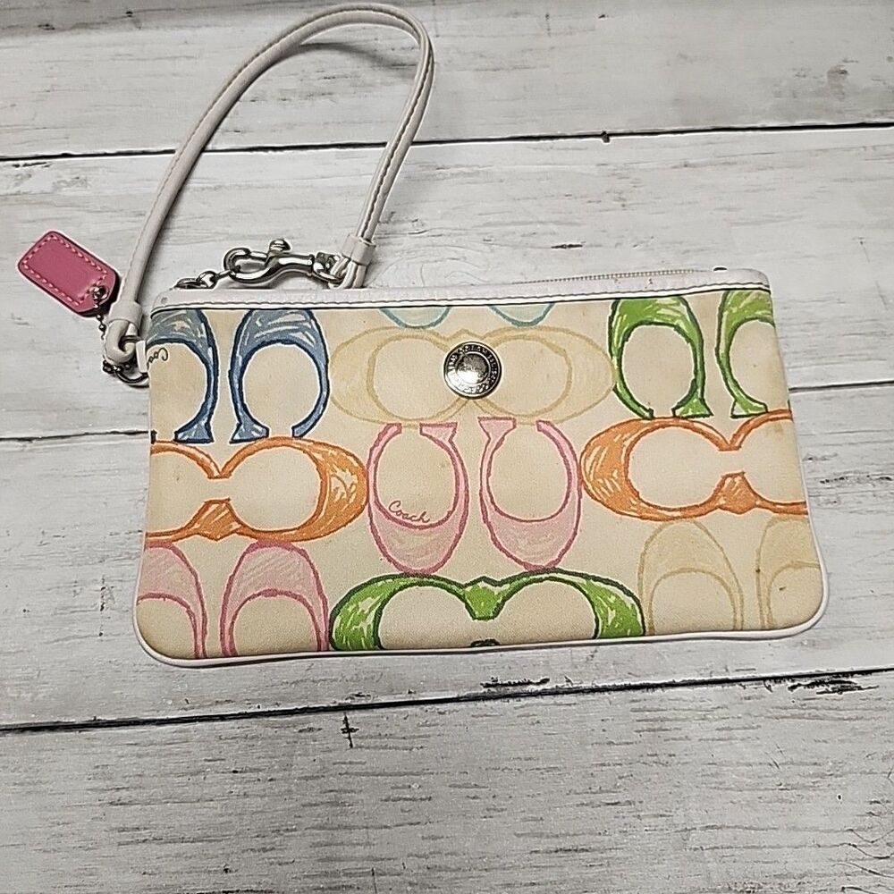 Coach Hampton Signature Scribble C Print Multi-Color Wristlet Y2K Fashion